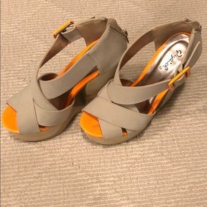 Block wedge 6.5 summer sandal